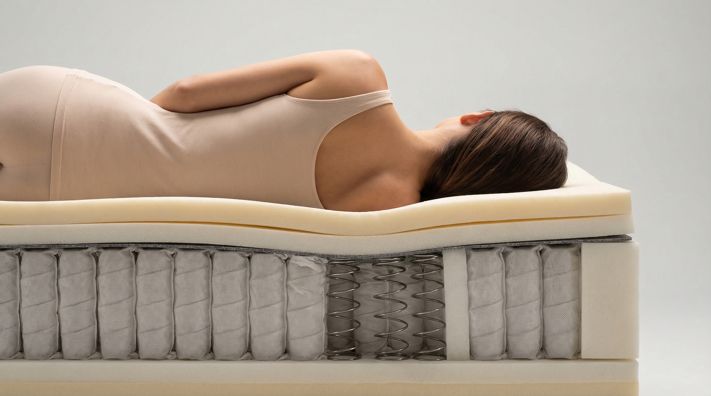 Boxspringbett-Matratze im Detail: Taschenfederkern für optimale Unterstützung.